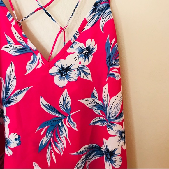 NWT Blue and Pink Floral Strappy Back Tank Top - Picture 5 of 8